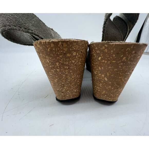 A. Giannetti Womens Slingback Wedge Sandals Size 8.5 Gray Suede Cutouts Peep Toe - Picture 8 of 12